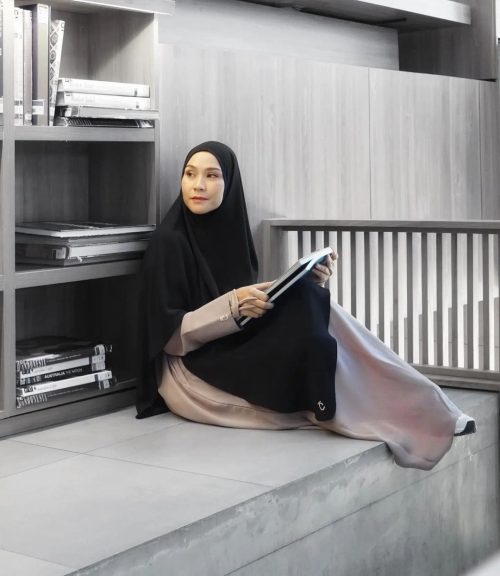 Sheera Khimar