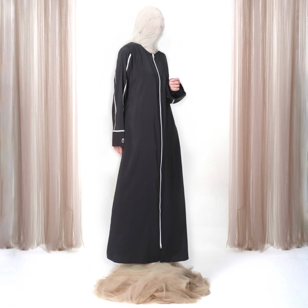 Syria Abaya
